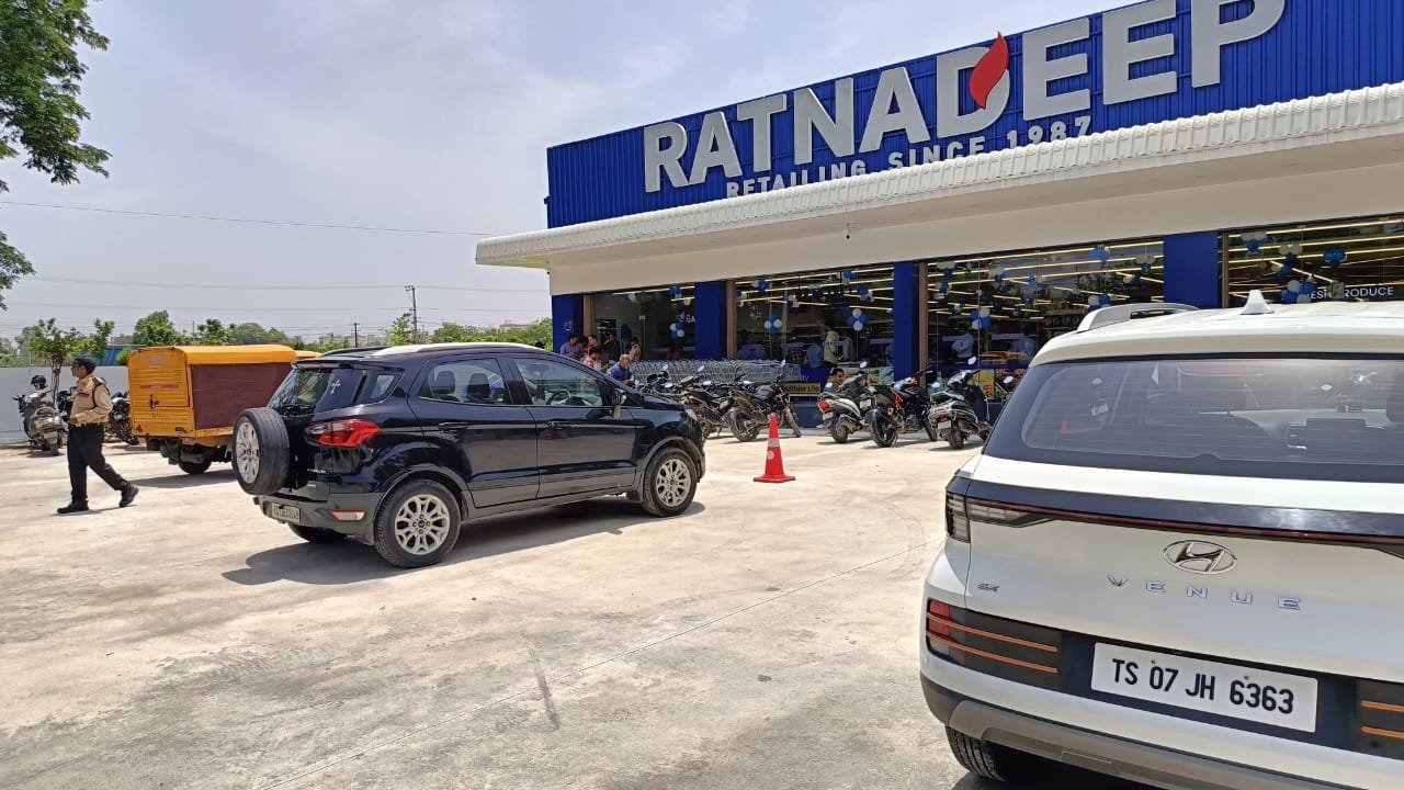 Ratnadeep Commercial PEB